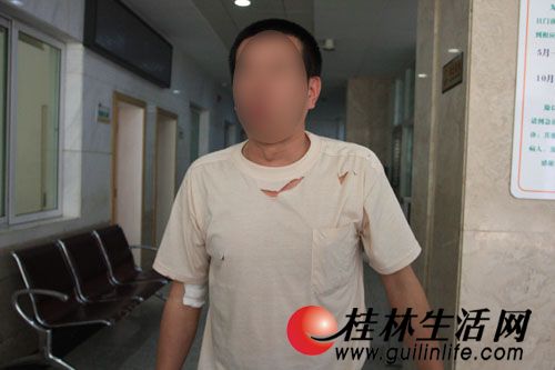 中山中路17日上演"英雄救美" 现场惊心动魄(图)