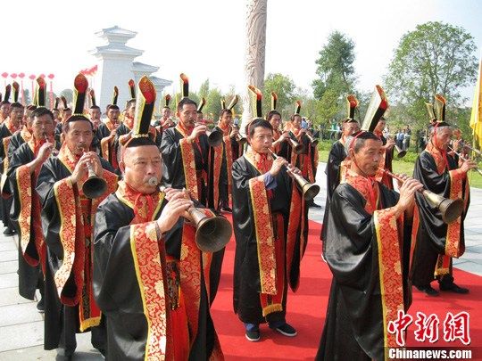 点图查看下一页 辛卯年湖南各界炎帝陵祭祖炎帝神农氏